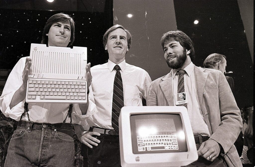 Creatore della Apple- la storia di Jobs e Wozniak